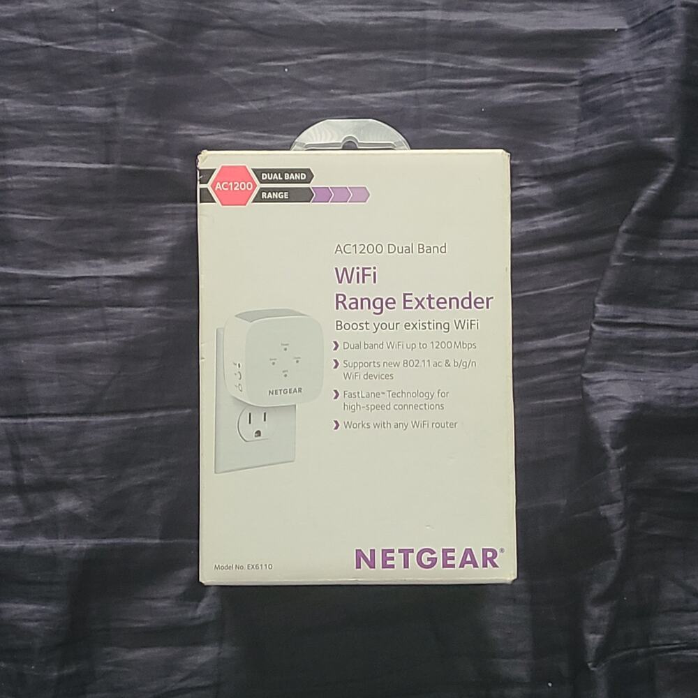 NETGEAR AC1200 Dual Band WiFi Range Extender, Model EX6110.